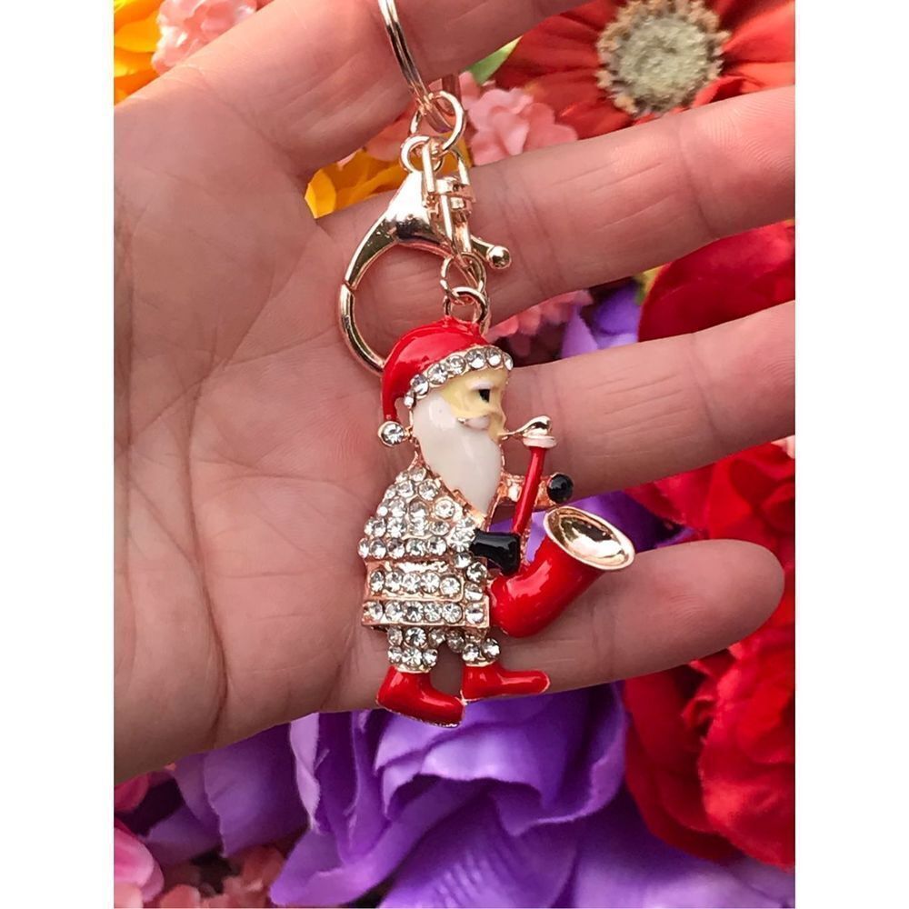 Saxophone Santa Keychain‎